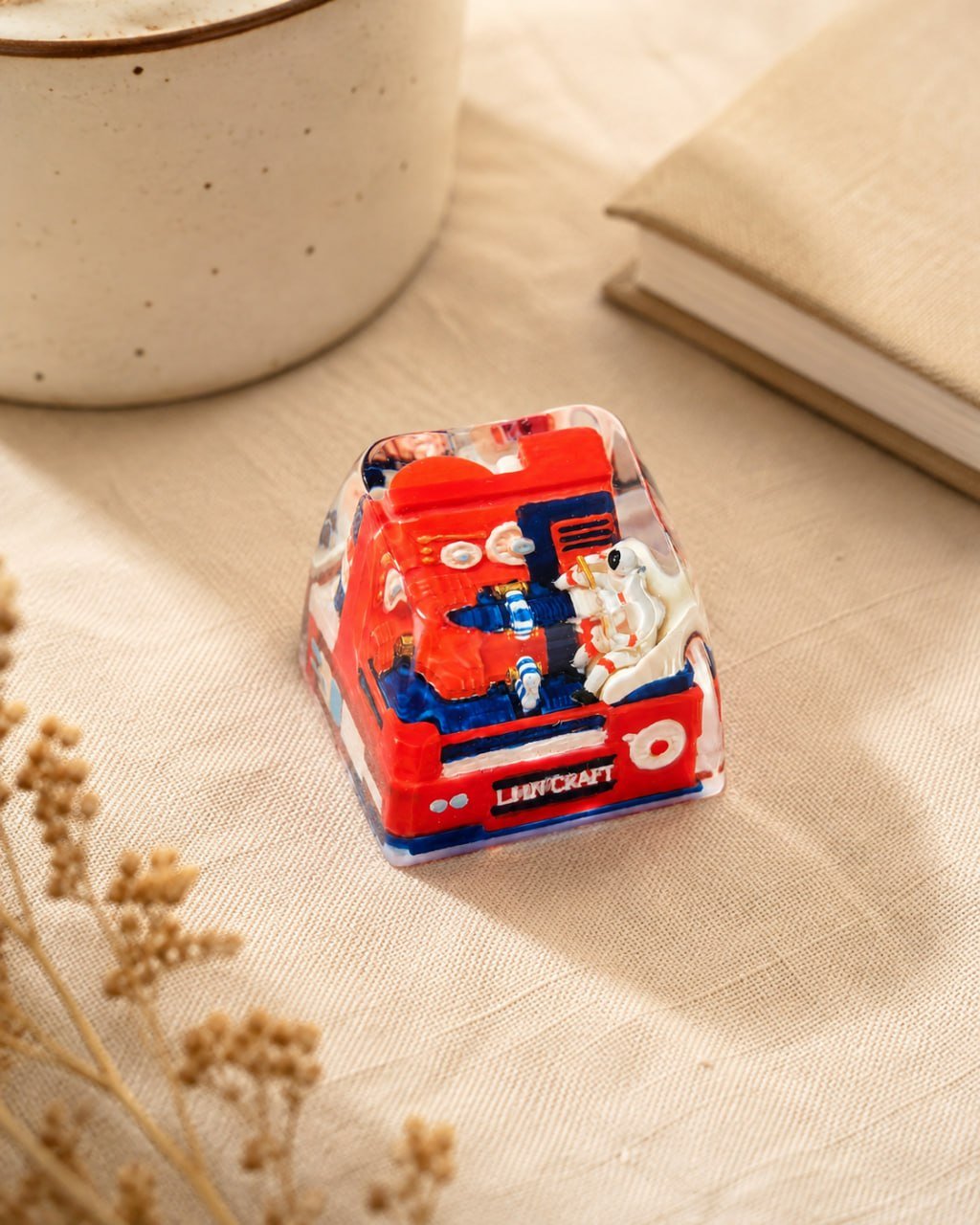 Artisan Keycap AstroNB logo Lumino Craft ở chân keycap