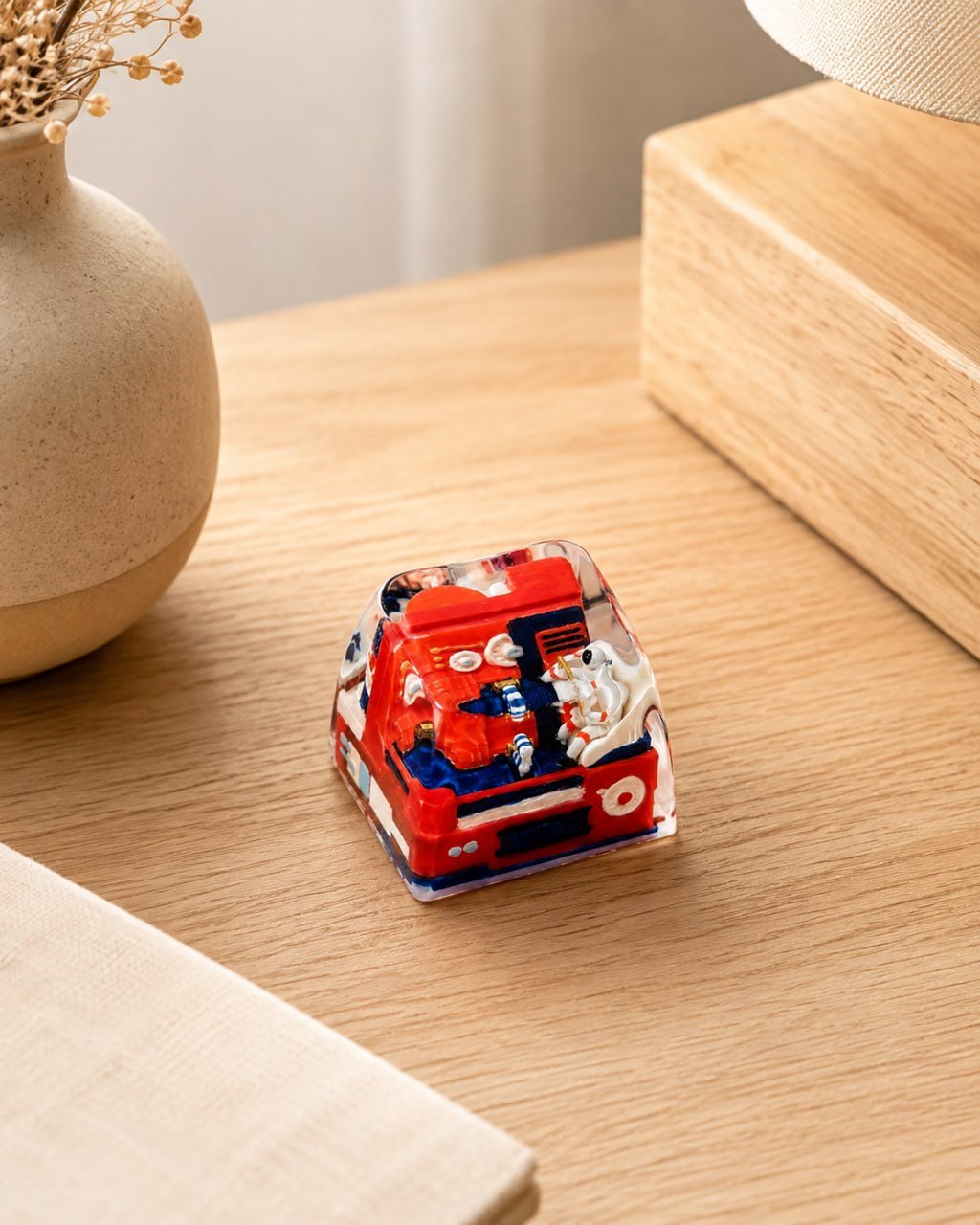 Artisan Keycap AstroNB phối cảnh góc làm việc