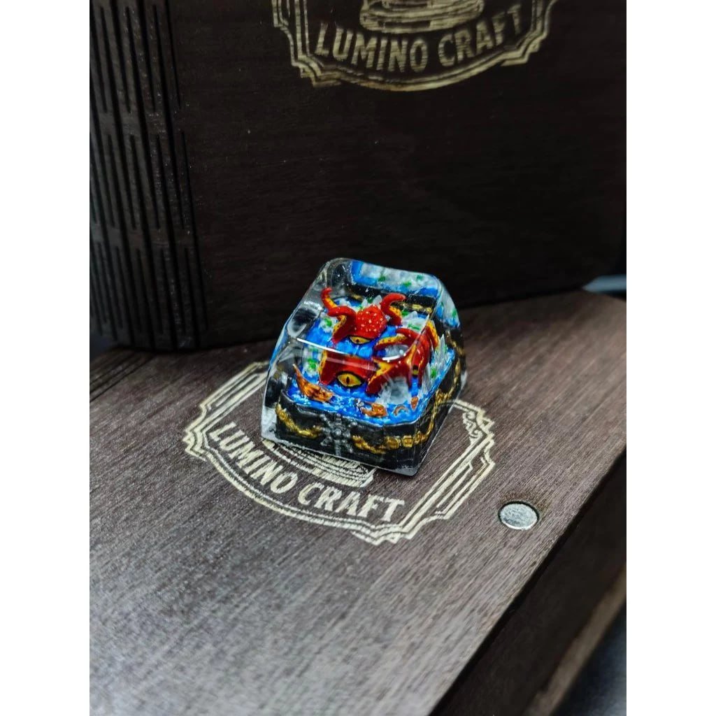 Cận cảnh Keycap Artisan Bạch Tuộc Biển Sâu Handmade – Đỏ & Tím